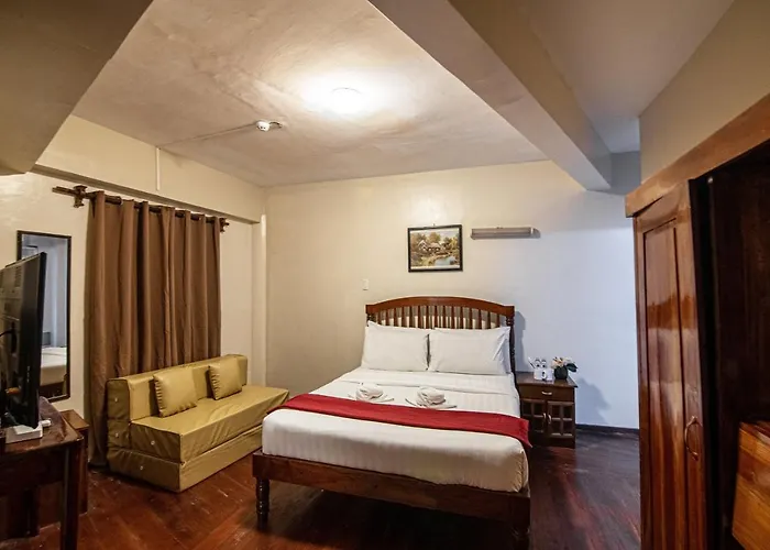 Hotel Kiwi 2*