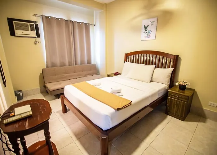 Kiwi Hotel