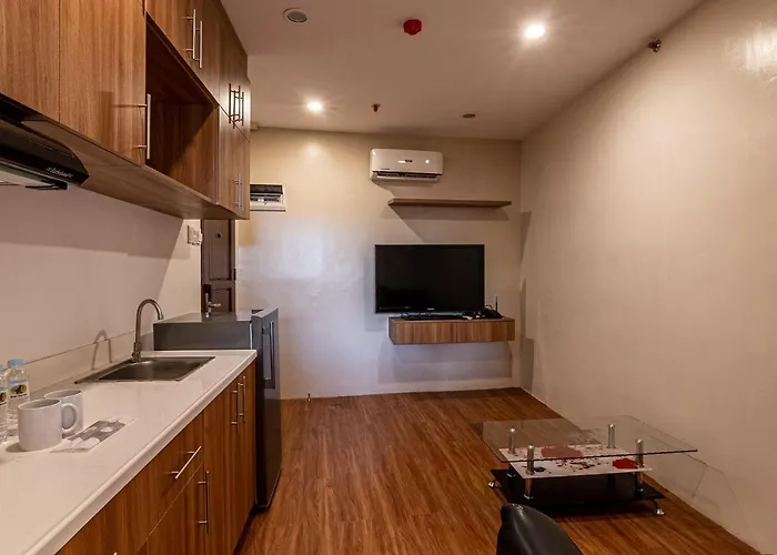 Kiwi Hotel 2*