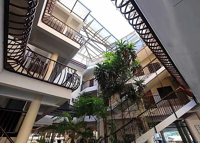 Hotel Kiwi
