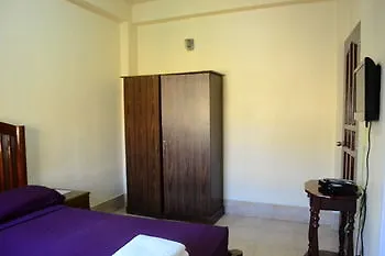 Hotel Kiwi Cebu Stadt